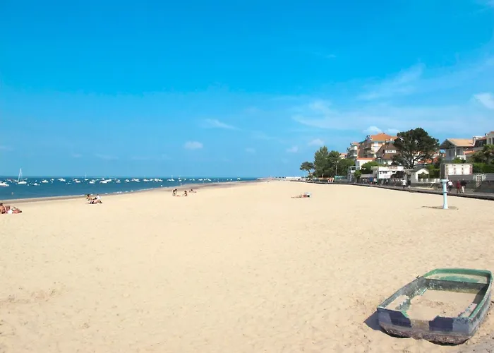 Legallais By Interhome アパート アルカション